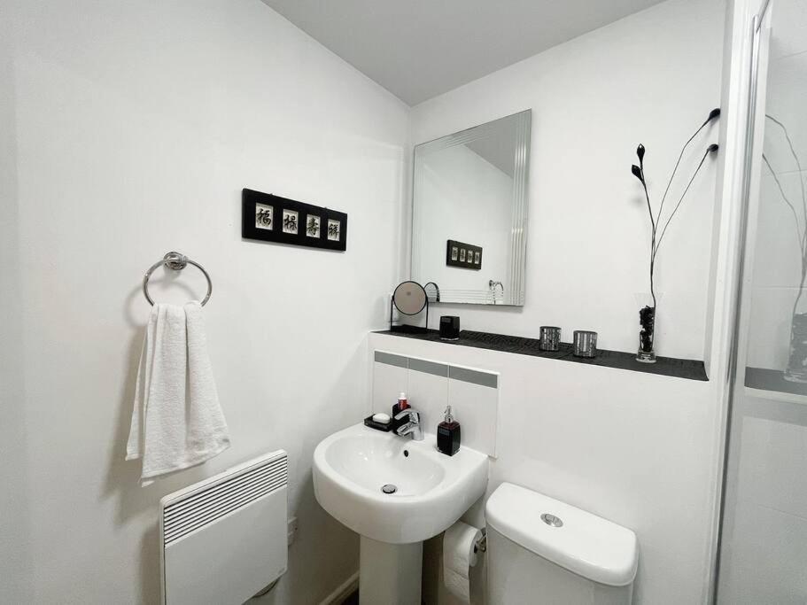 Cityfront Modern Apt Near City Centre/Etihad, Free Parking Manchester Luaran gambar
